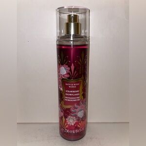 Bath & Body Works Strawberry Snowflakes Fine Fragrance Mist 8oz New